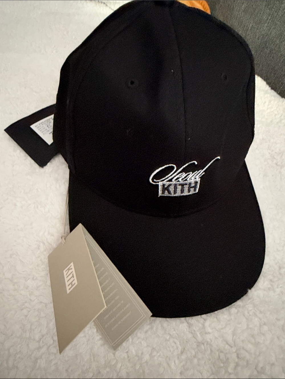 KITH Kith Seoul Exclusive Black Embroidered Cap
